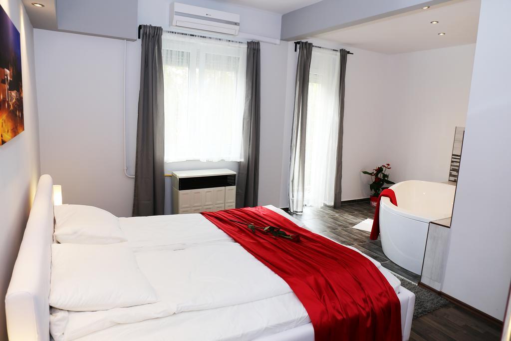Velnoek Luxus Apartman Mako Exterior photo